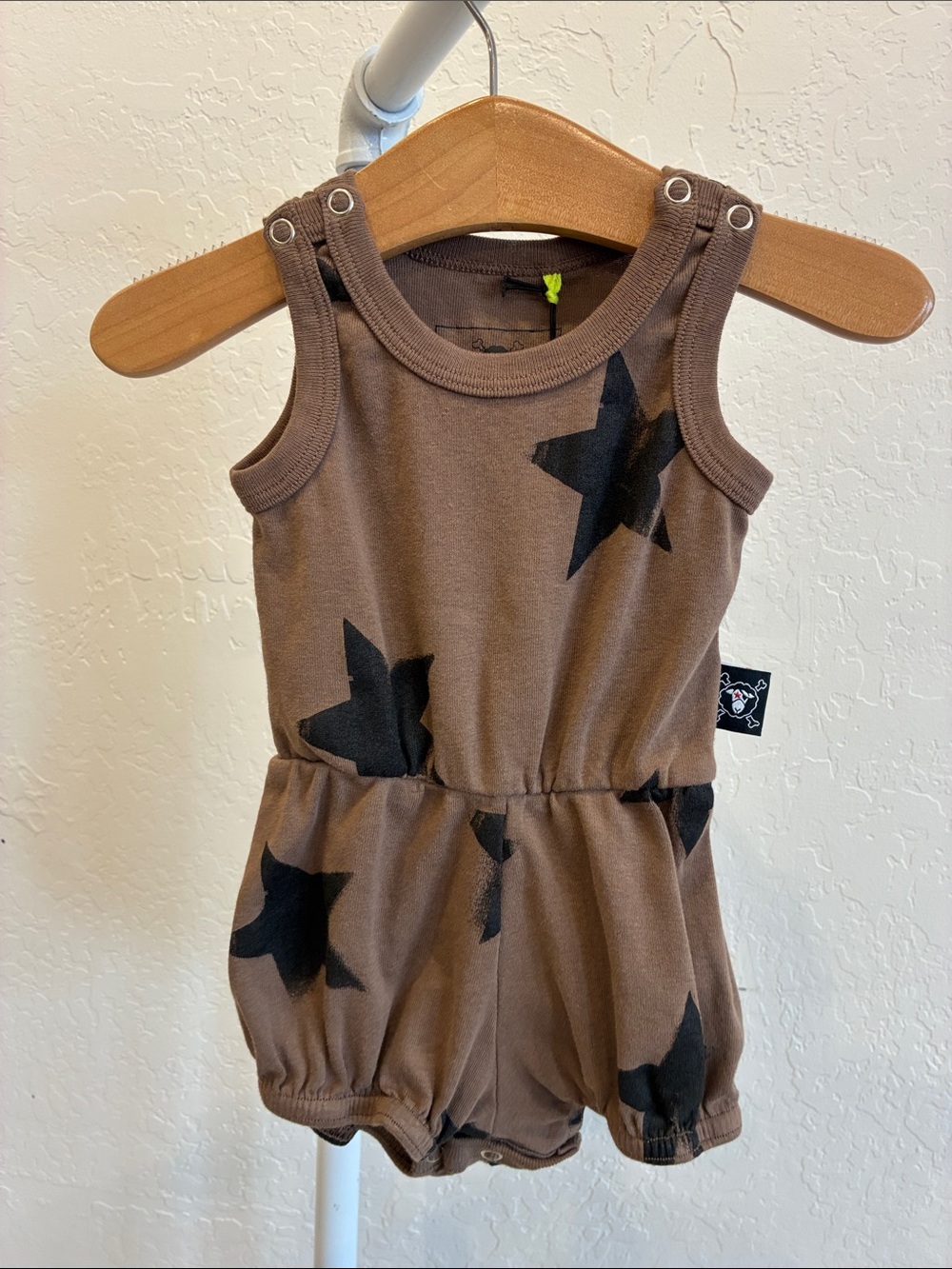 nununu Brown Sleeveless Star Print One-Piece Bodysuit